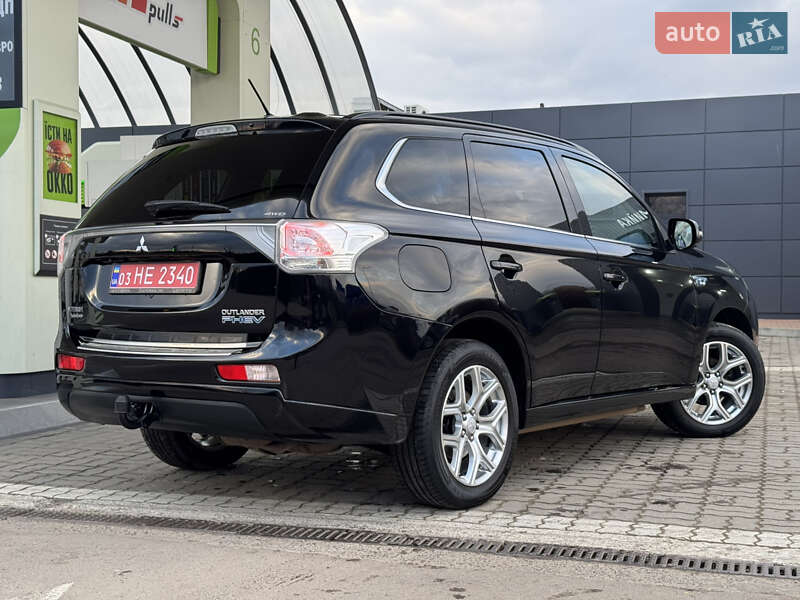 Позашляховик / Кросовер Mitsubishi Outlander 2014 в Дрогобичі