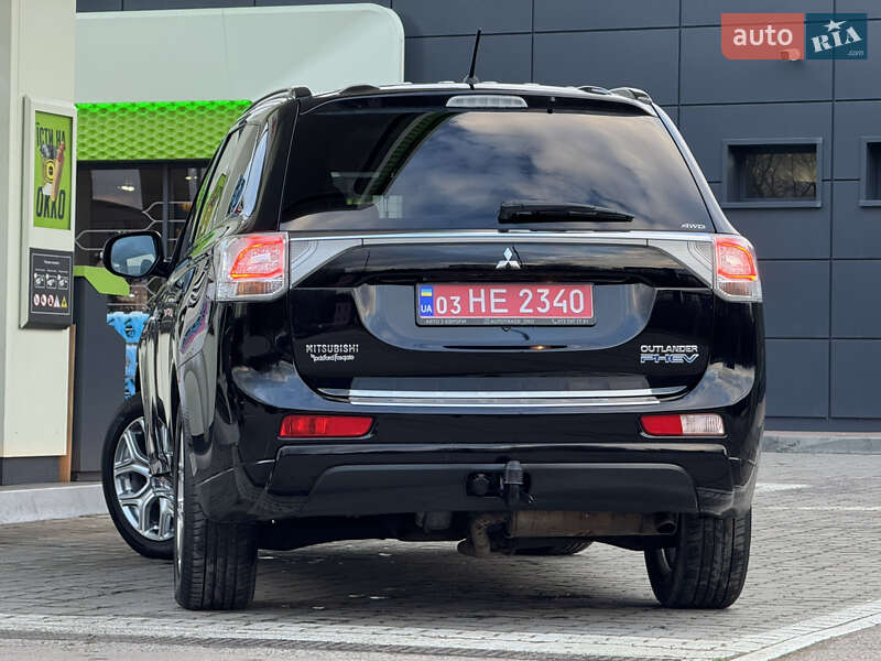 Позашляховик / Кросовер Mitsubishi Outlander 2014 в Дрогобичі