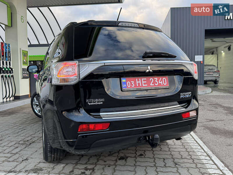 Позашляховик / Кросовер Mitsubishi Outlander 2014 в Дрогобичі