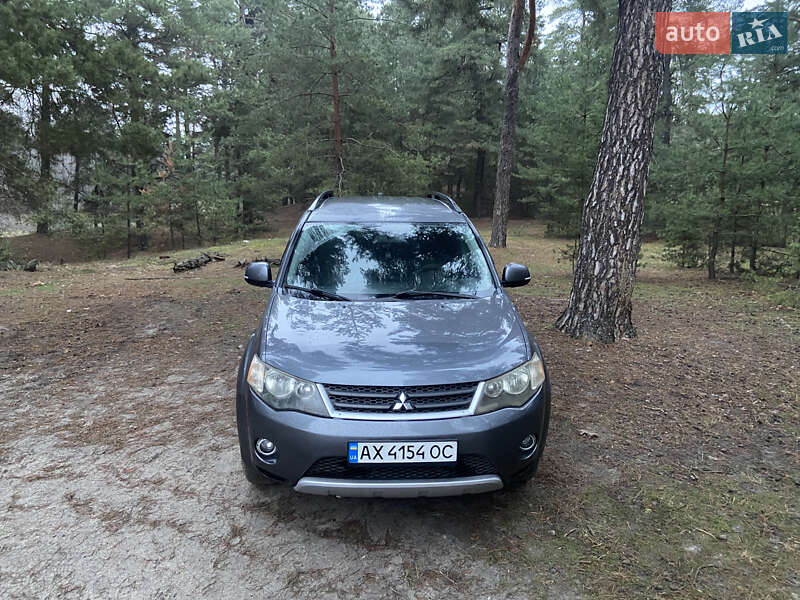 Позашляховик / Кросовер Mitsubishi Outlander 2007 в Безлюдівці