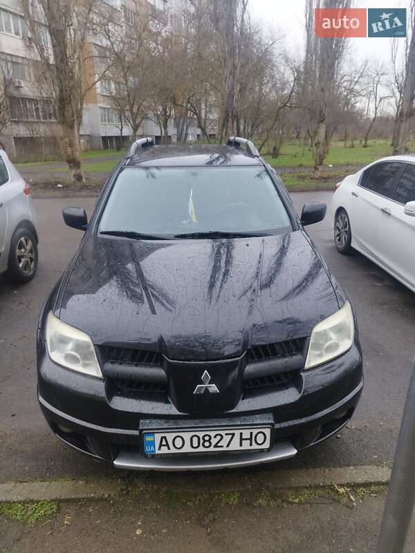 Внедорожник / Кроссовер Mitsubishi Outlander 2007 в Николаеве