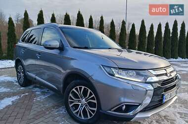 Позашляховик / Кросовер Mitsubishi Outlander 2016 в Івано-Франківську