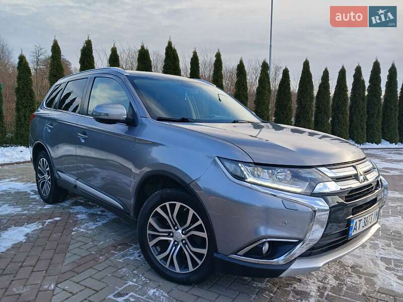 Mitsubishi Outlander 2016