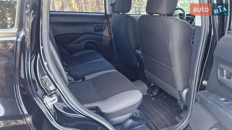 Внедорожник / Кроссовер Mitsubishi Outlander 2012 в Кременчуге