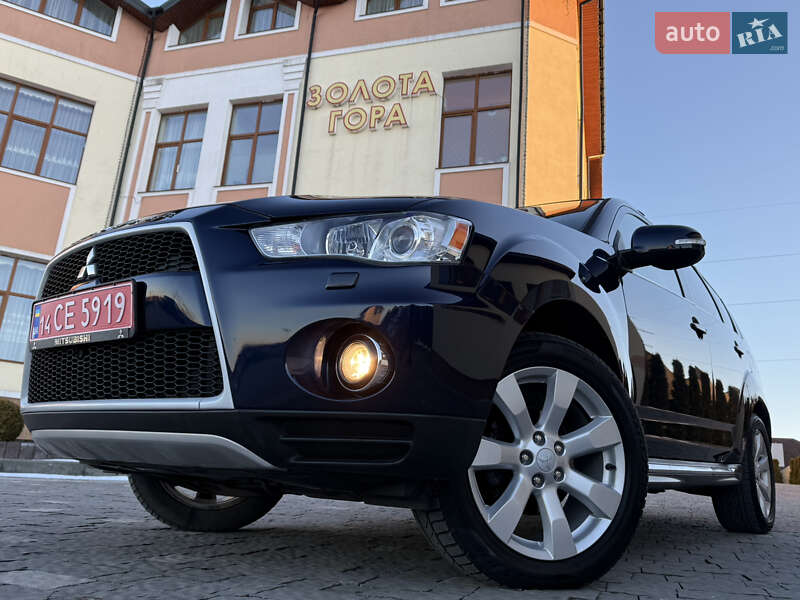 Внедорожник / Кроссовер Mitsubishi Outlander 2010 в Дрогобыче
