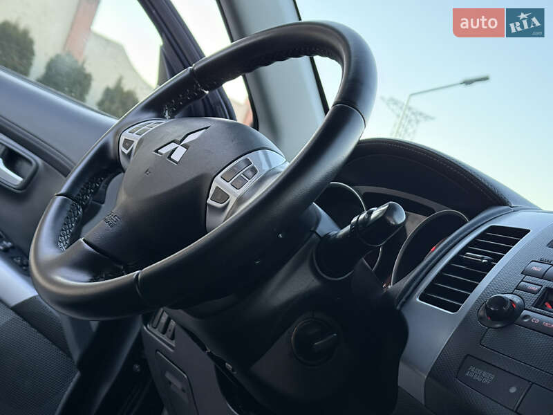 Внедорожник / Кроссовер Mitsubishi Outlander 2010 в Дрогобыче