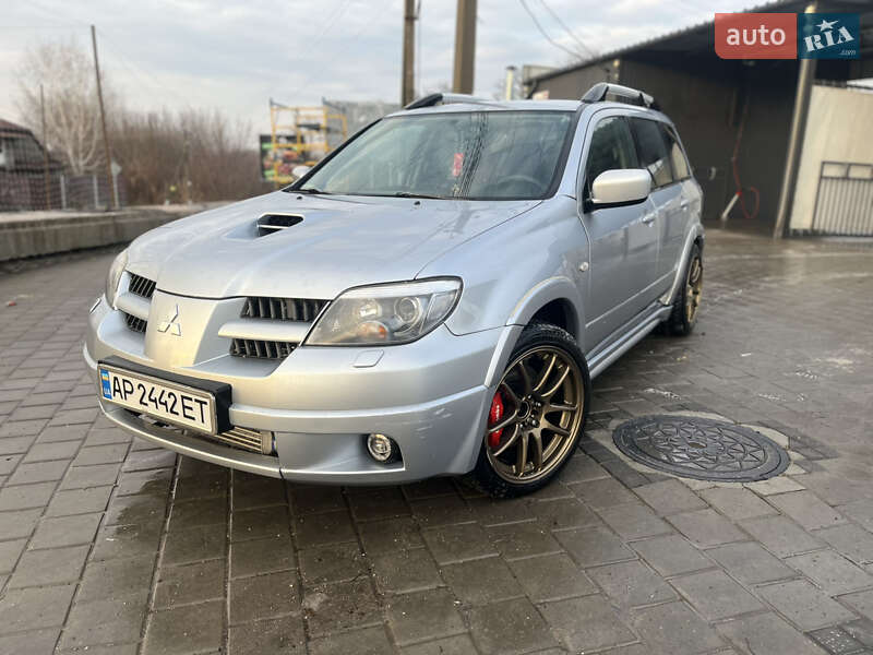 Mitsubishi Outlander 2005