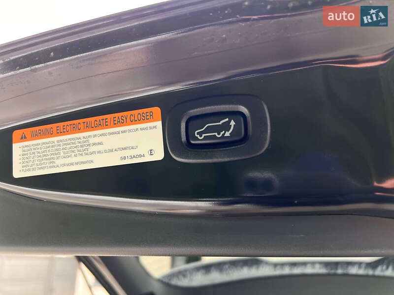 Внедорожник / Кроссовер Mitsubishi Outlander 2022 в Ровно