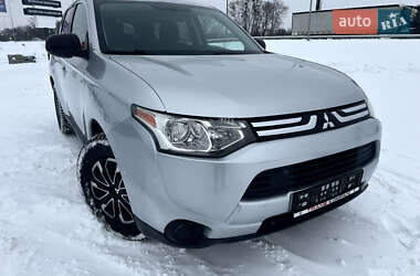 Позашляховик / Кросовер Mitsubishi Outlander 2014 в Львові