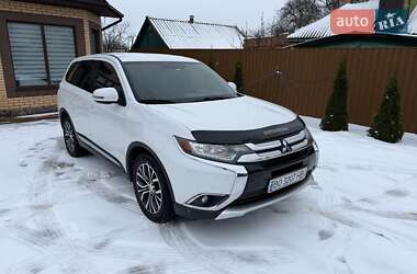 Внедорожник / Кроссовер Mitsubishi Outlander 2015 в Виннице
