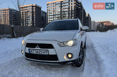 Позашляховик / Кросовер Mitsubishi Outlander 2010 в Івано-Франківську