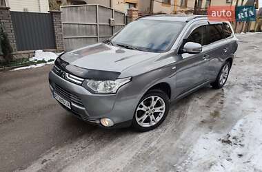 Внедорожник / Кроссовер Mitsubishi Outlander 2012 в Ивано-Франковске