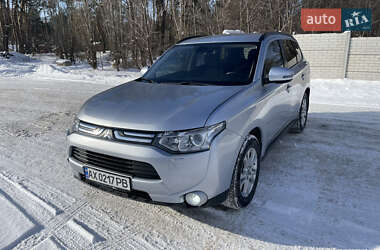 Позашляховик / Кросовер Mitsubishi Outlander 2013 в Харкові