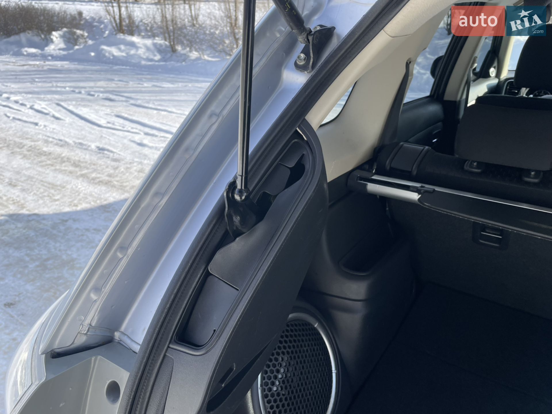 2013 Mitsubishi Outlander - мініатюра 31