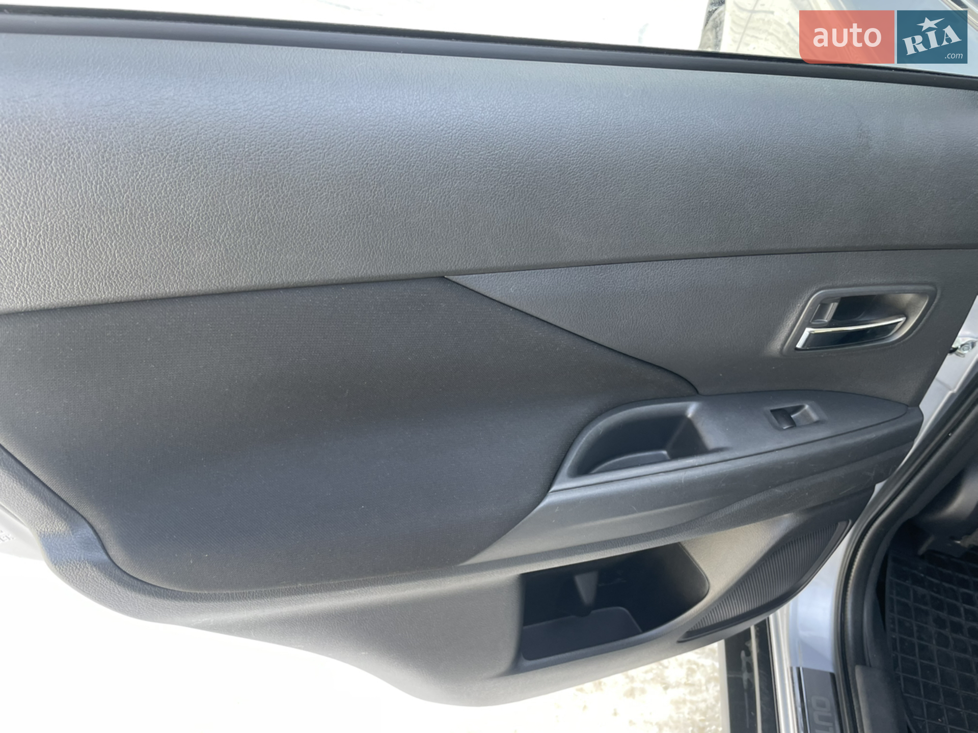 2013 Mitsubishi Outlander - мініатюра 34