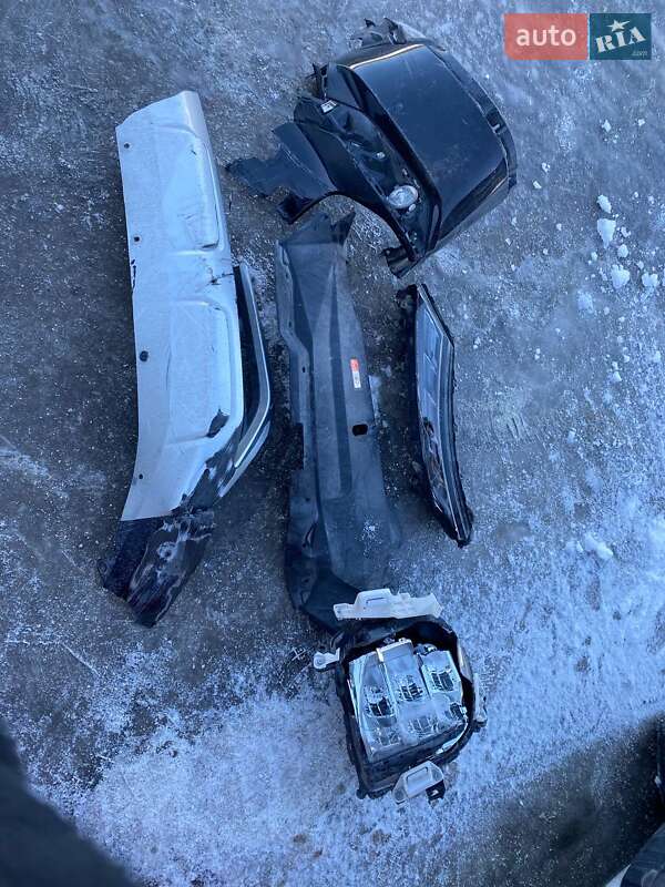 Внедорожник / Кроссовер Mitsubishi Outlander 2021 в Львове