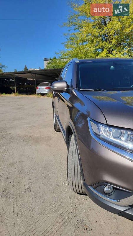 Внедорожник / Кроссовер Mitsubishi Outlander 2018 в Днепре