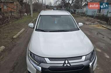 Позашляховик / Кросовер Mitsubishi Outlander 2020 в Первомайську
