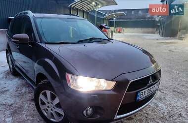 Внедорожник / Кроссовер Mitsubishi Outlander 2010 в Хмельницком