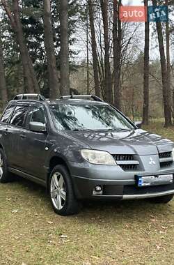 Внедорожник / Кроссовер Mitsubishi Outlander 2008 в Киеве