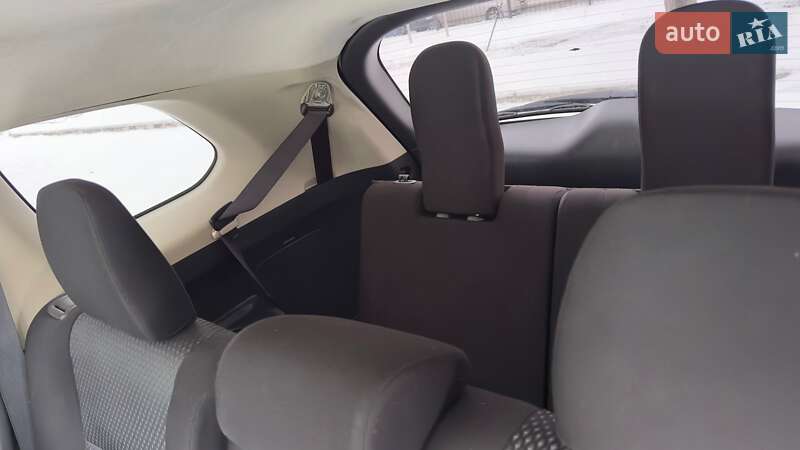 Внедорожник / Кроссовер Mitsubishi Outlander 2017 в Киеве