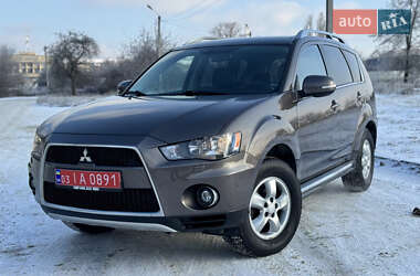 Позашляховик / Кросовер Mitsubishi Outlander 2010 в Полтаві
