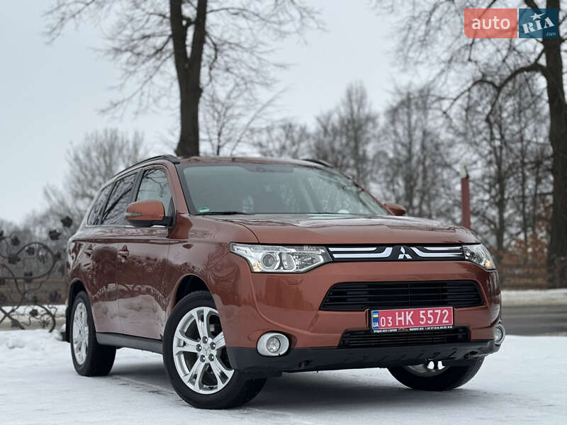 Mitsubishi Outlander 2013
