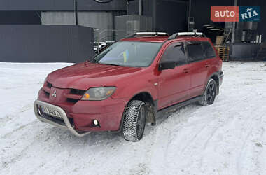 Внедорожник / Кроссовер Mitsubishi Outlander 2003 в Киеве