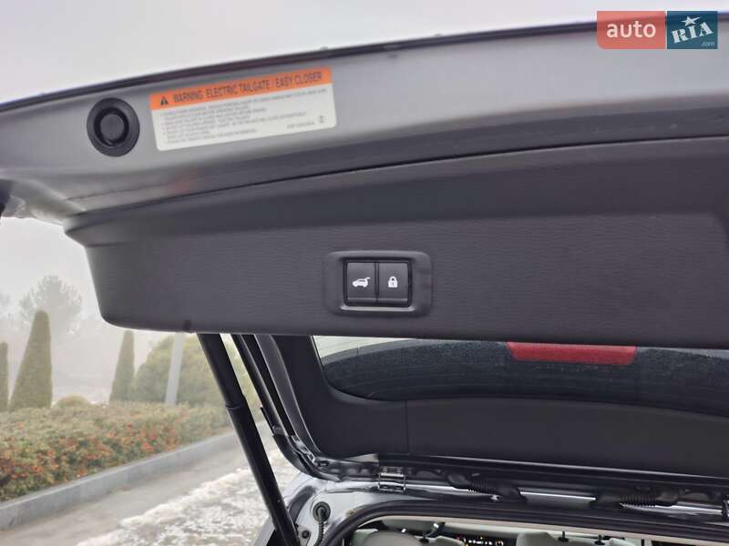 Внедорожник / Кроссовер Mitsubishi Outlander 2023 в Днепре