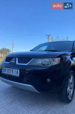 Внедорожник / Кроссовер Mitsubishi Outlander 2007 в Житомире
