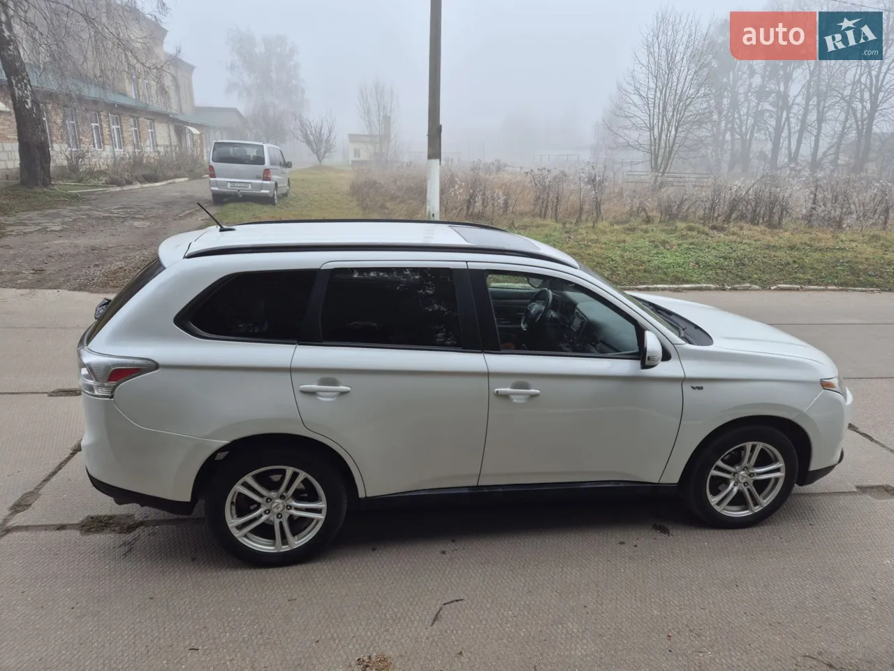 2012 Mitsubishi Outlander - мініатюра 14