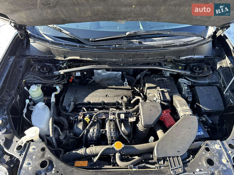 Внедорожник / Кроссовер Mitsubishi Outlander 2010 в Полтаве