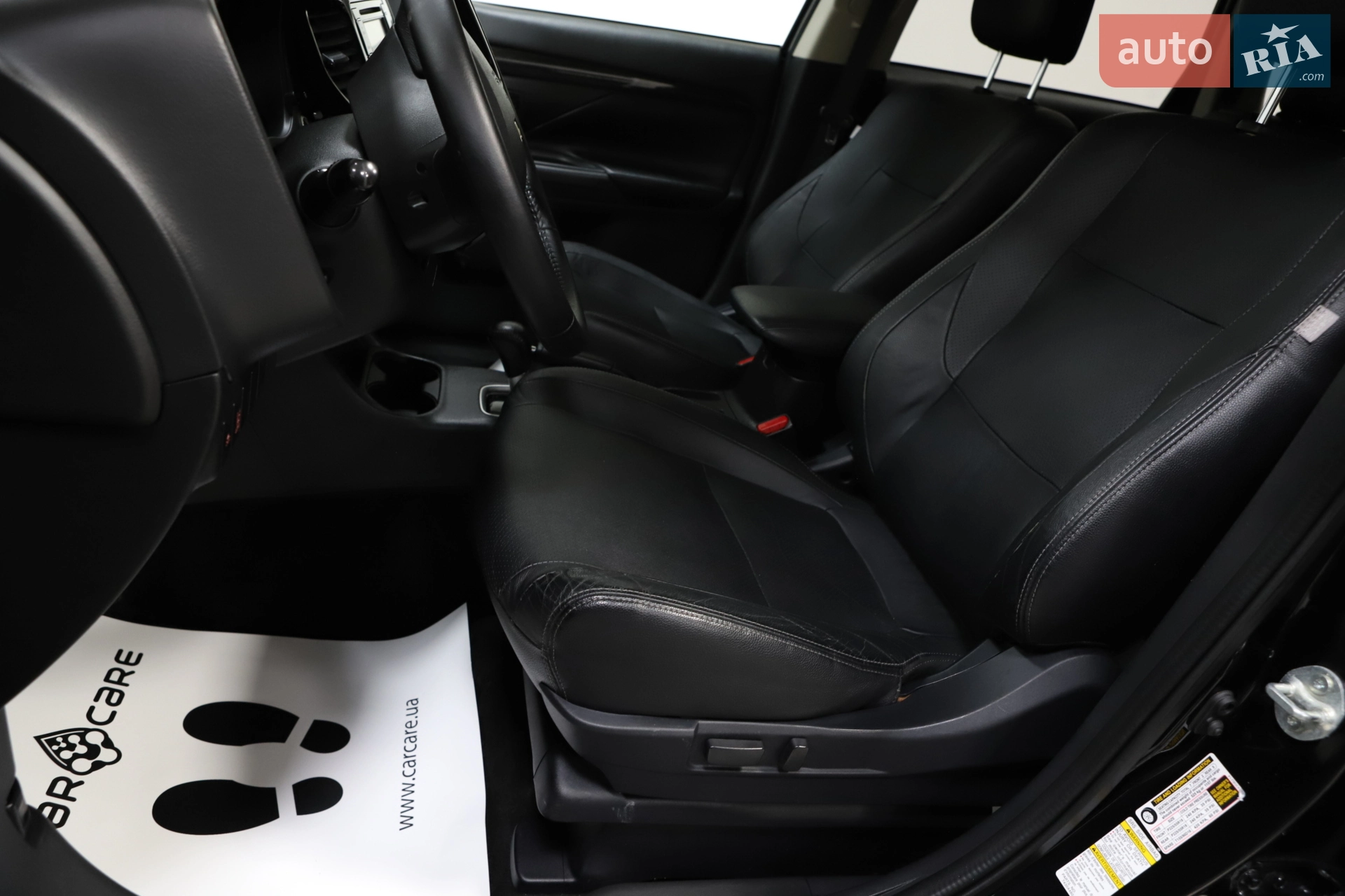 2017 Mitsubishi Outlander - мініатюра 43