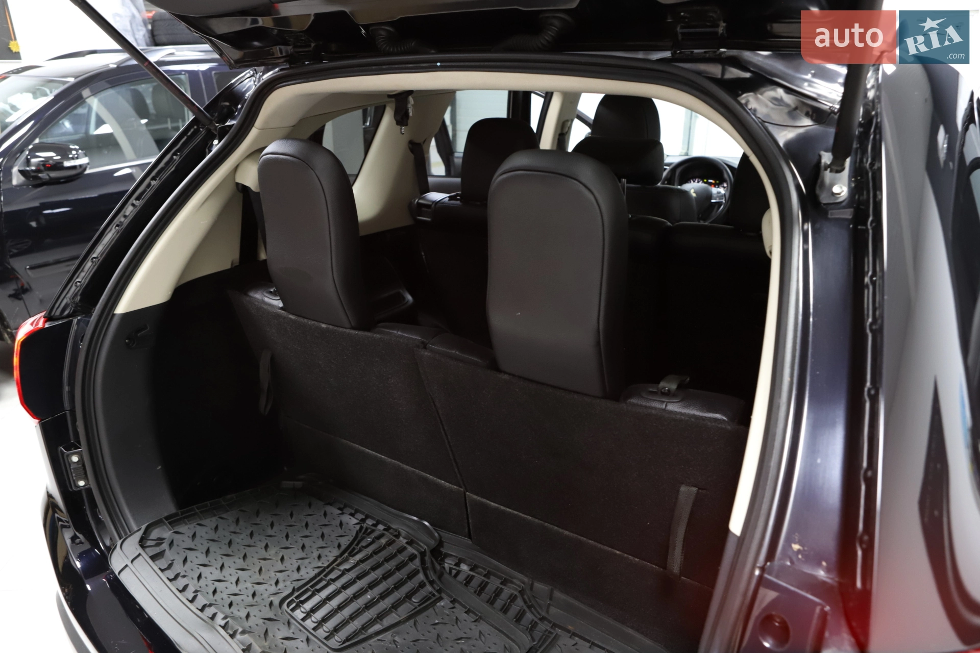 2017 Mitsubishi Outlander - мініатюра 88