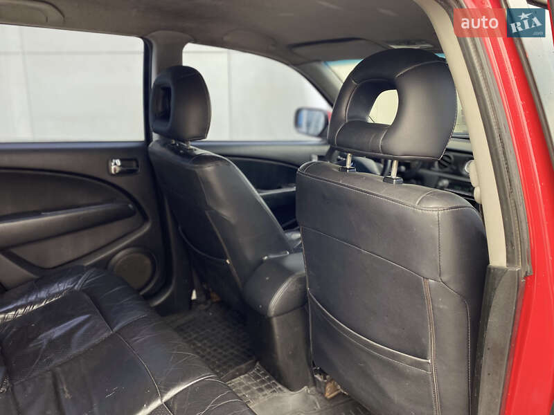 Внедорожник / Кроссовер Mitsubishi Outlander 2007 в Киеве