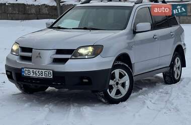 Внедорожник / Кроссовер Mitsubishi Outlander 2004 в Чернигове