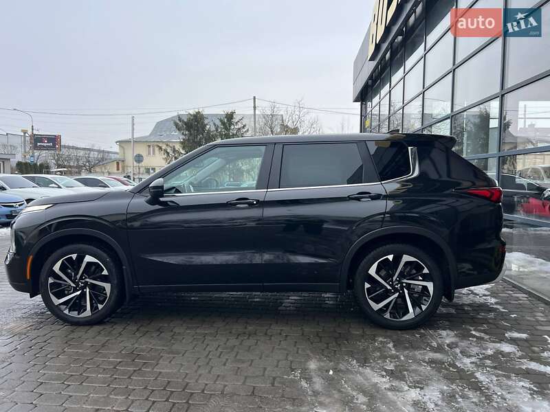Внедорожник / Кроссовер Mitsubishi Outlander 2023 в Ивано-Франковске фото 4 Внедорожник / Кроссовер Mitsubishi Outlander 2023 в Ивано-Франковске