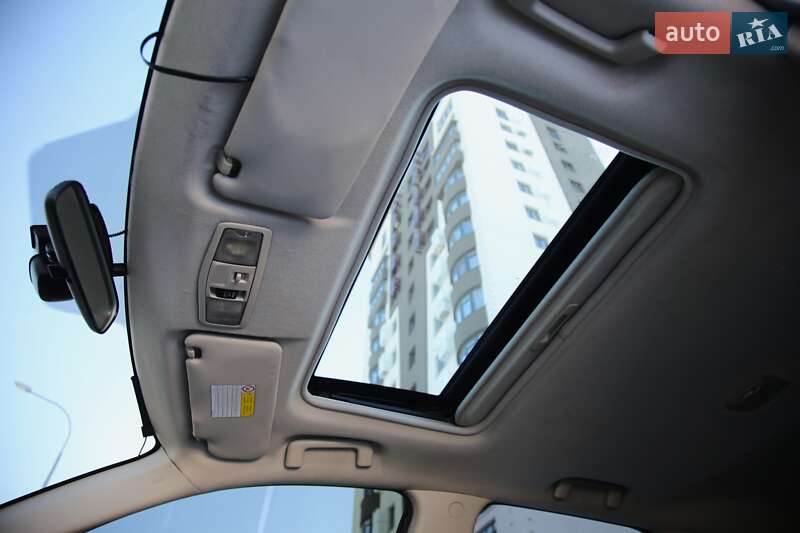 Позашляховик / Кросовер Mitsubishi Outlander 2008 в Харкові