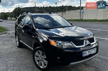 Внедорожник / Кроссовер Mitsubishi Outlander 2008 в Львове