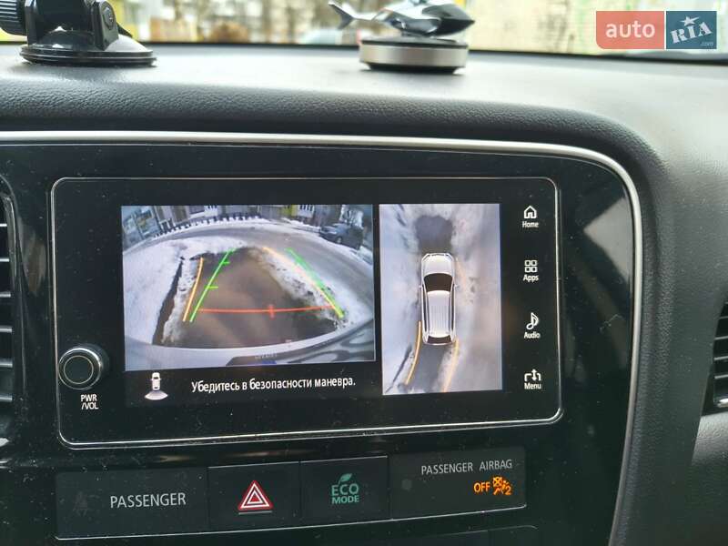 Внедорожник / Кроссовер Mitsubishi Outlander 2017 в Шептицькому