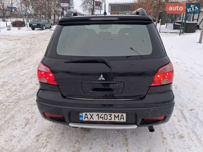 Внедорожник / Кроссовер Mitsubishi Outlander 2005 в Буче