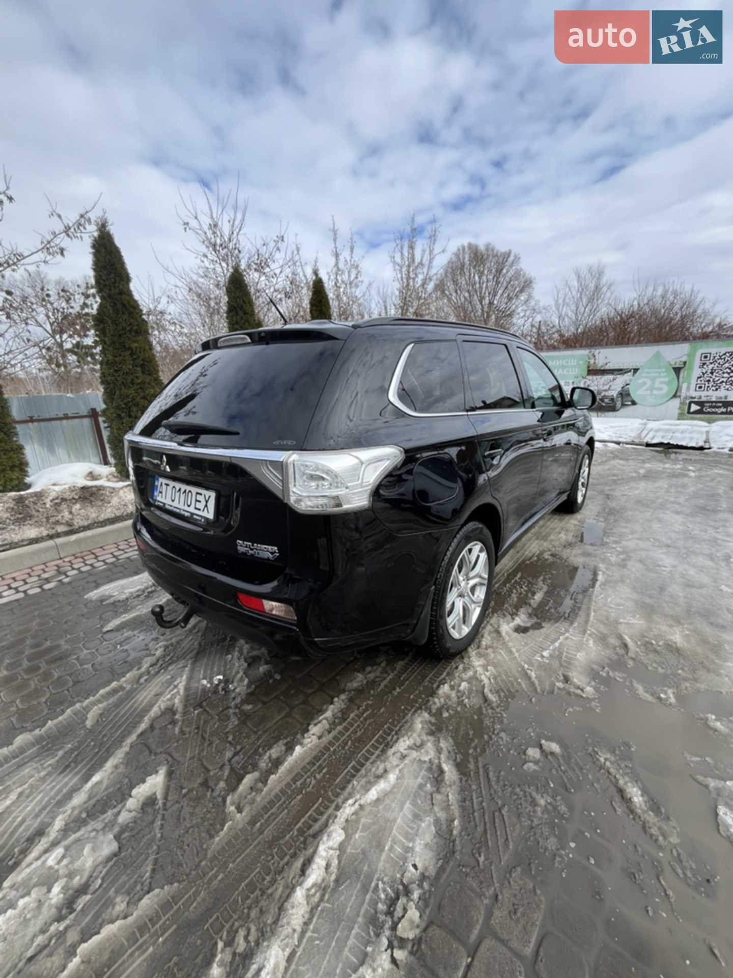 2014 Mitsubishi Outlander - мініатюра 12