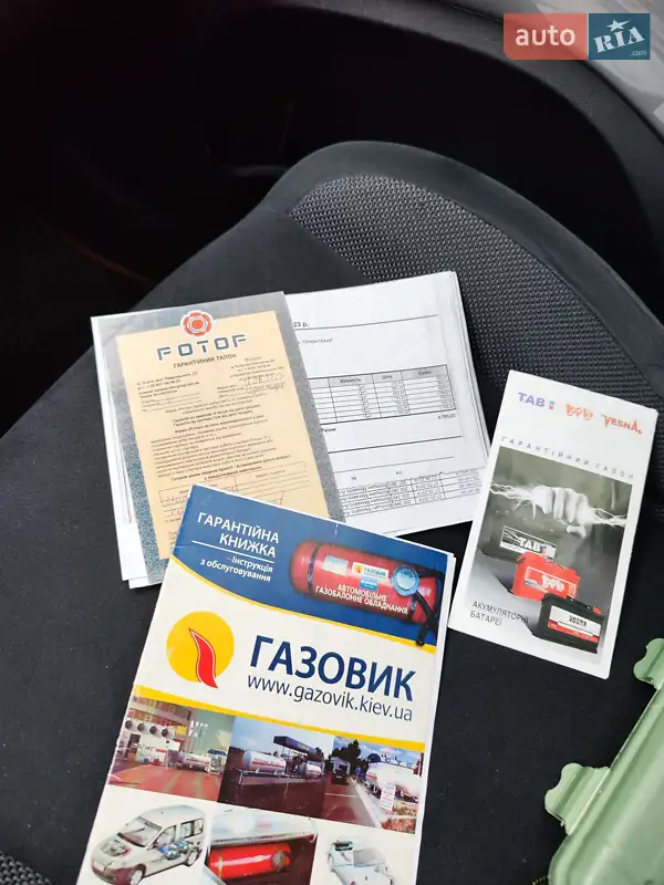 Внедорожник / Кроссовер Mitsubishi Outlander 2008 в Львове документ