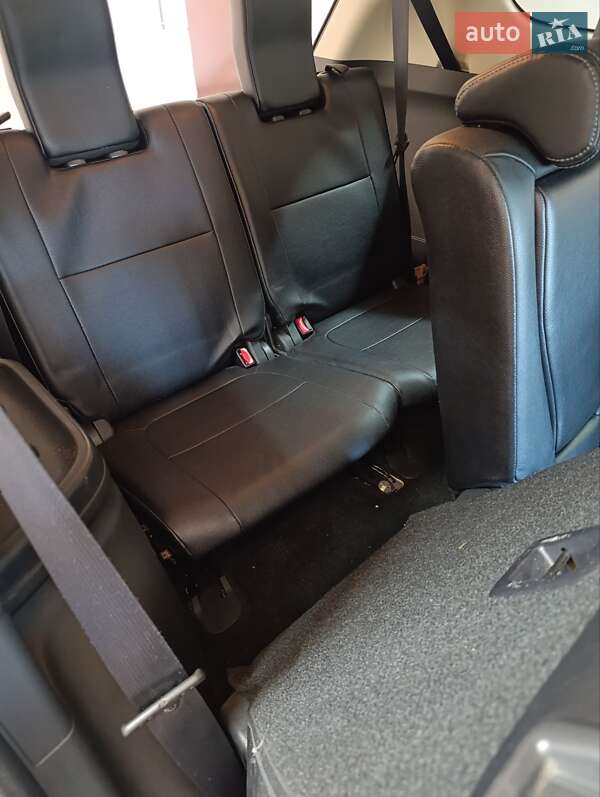 Внедорожник / Кроссовер Mitsubishi Outlander 2016 в Белой Церкви