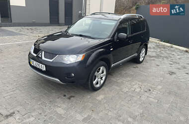 Внедорожник / Кроссовер Mitsubishi Outlander 2007 в Николаеве