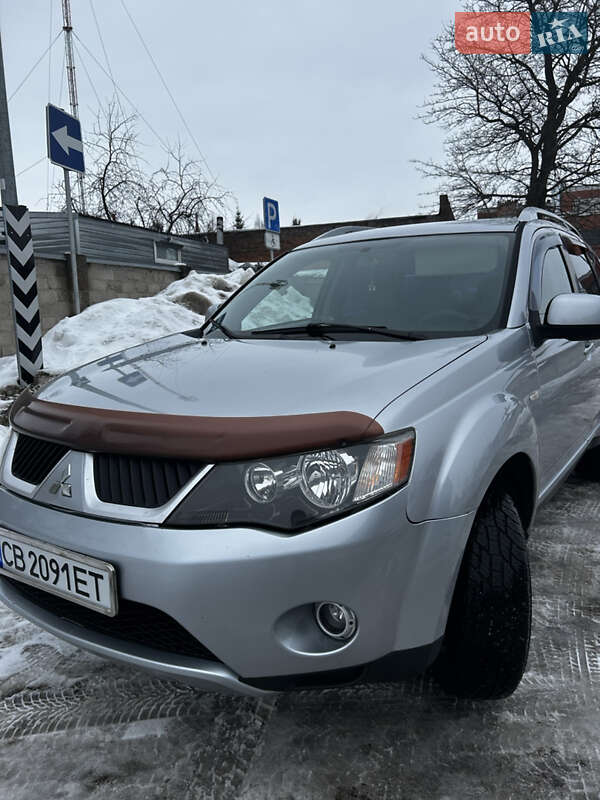 Mitsubishi Outlander 2008