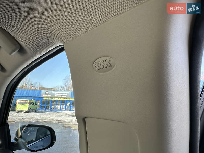 Внедорожник / Кроссовер Mitsubishi Outlander 2018 в Киеве