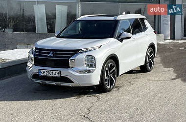 Внедорожник / Кроссовер Mitsubishi Outlander 2024 в Днепре