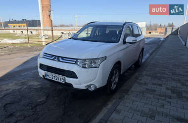 Позашляховик / Кросовер Mitsubishi Outlander 2013 в Самборі