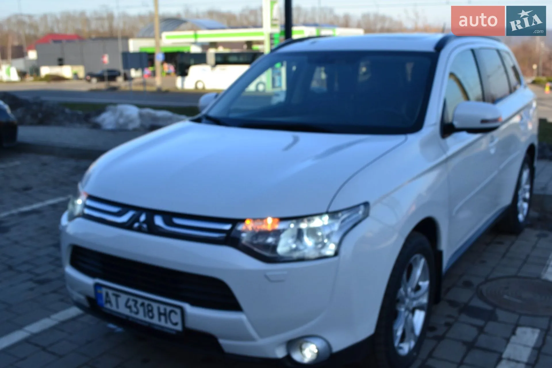 2012 Mitsubishi Outlander - мініатюра 3